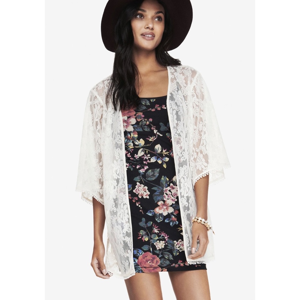 Express Lace Kimono